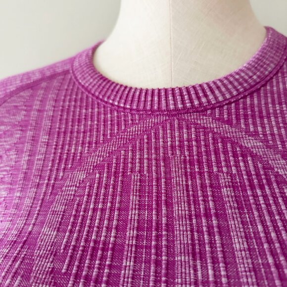 Lululemon Rest Less Long Sleeve Pullover Top Womens Size 4 Ultra Violet Pink - Picture 3 of 6